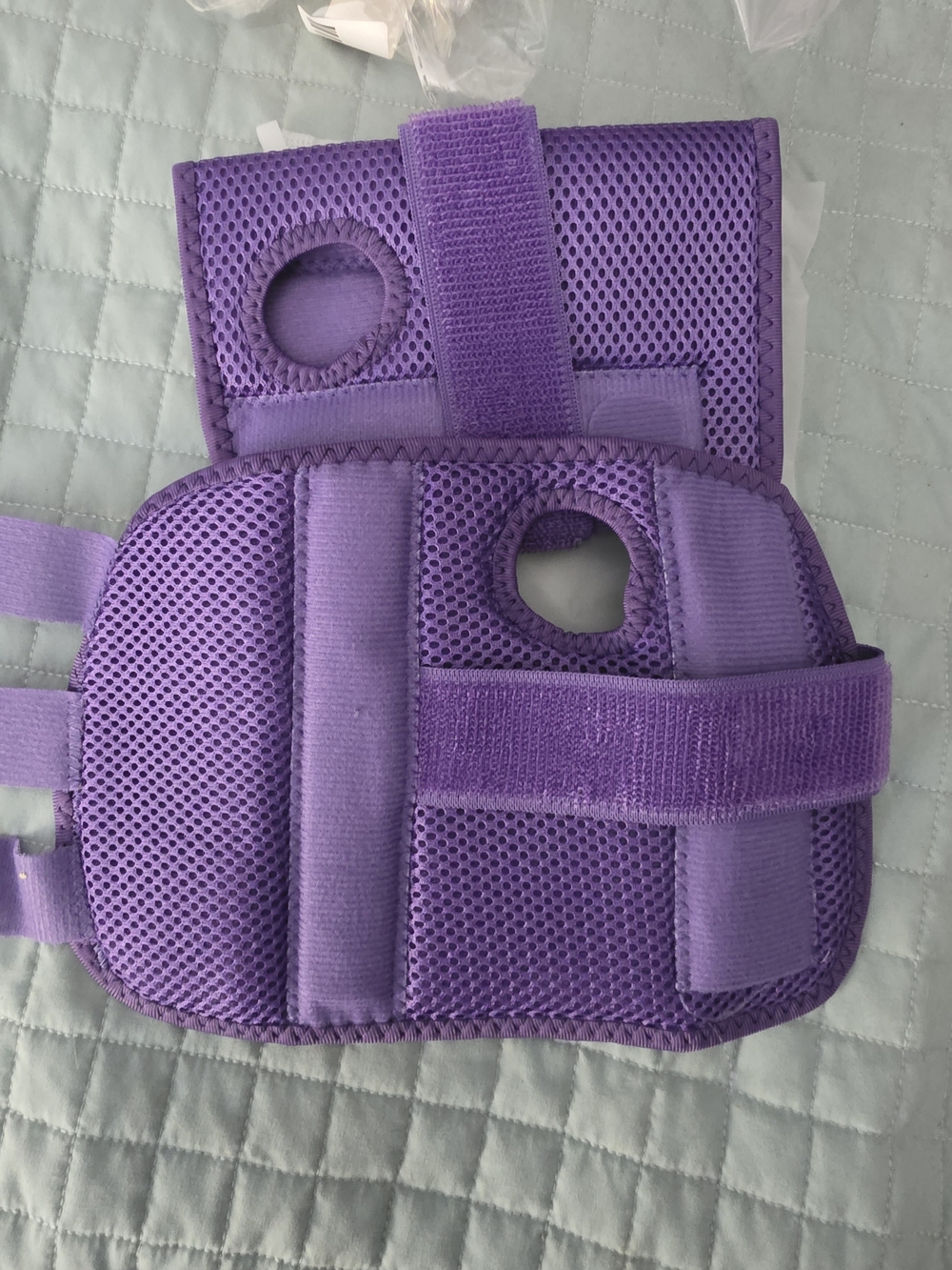 Purple Arm Support Wrap - Brand Unspecified